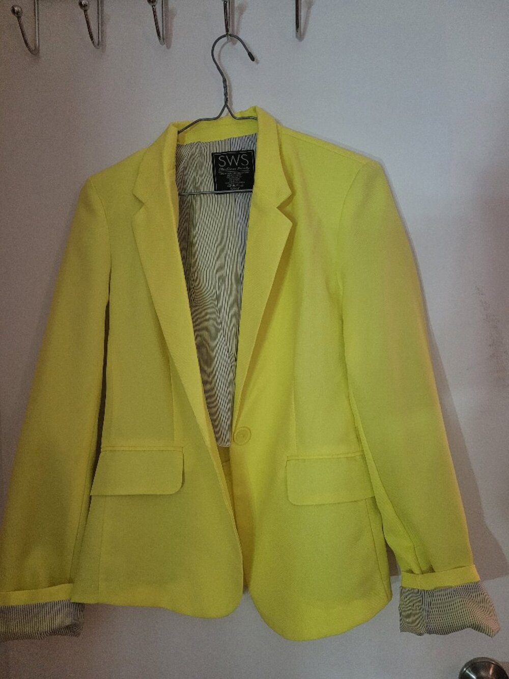 Yellow blazer for women